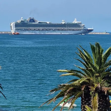 Lägenhet Precioso Atico Frente A La Playa De Santa Cristina